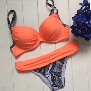 Padded Cup Bikini Set in Orange w/Cute Pattern Size Small